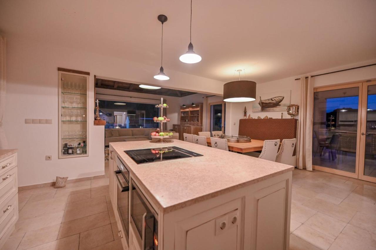 Luxury Villa Solea Barusic المظهر الخارجي الصورة
